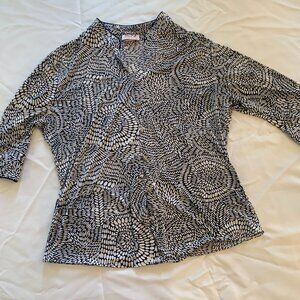 Paloma Carmin Navy White Elbow Length sleeve blouse size 40